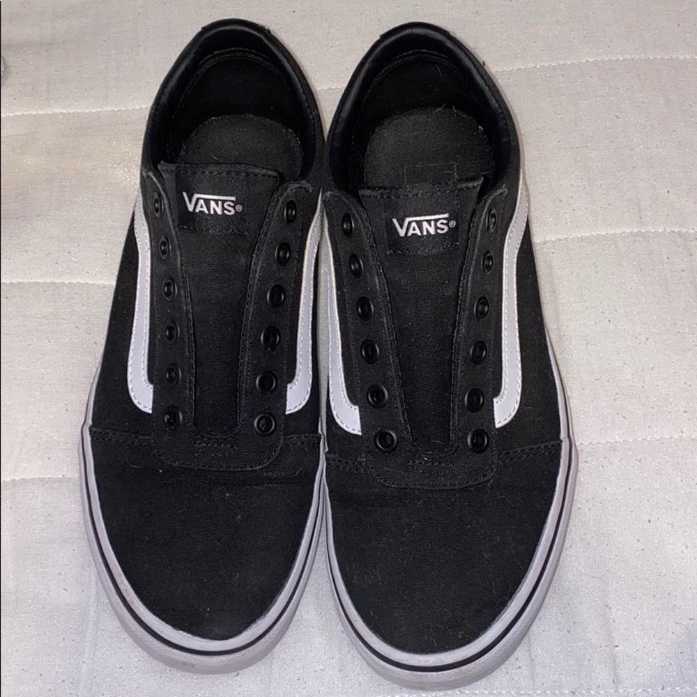 BLACK AND WHITE VANS